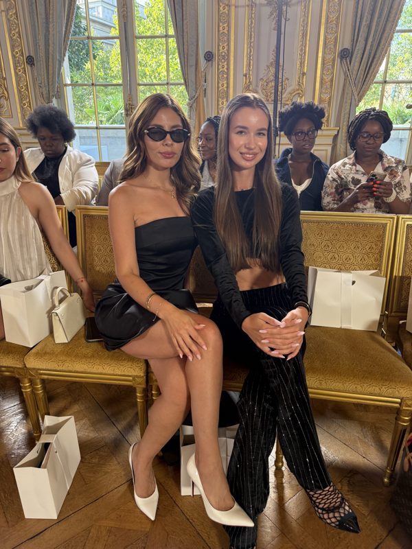 Isabella Duarte en la Paris Fashion Week
